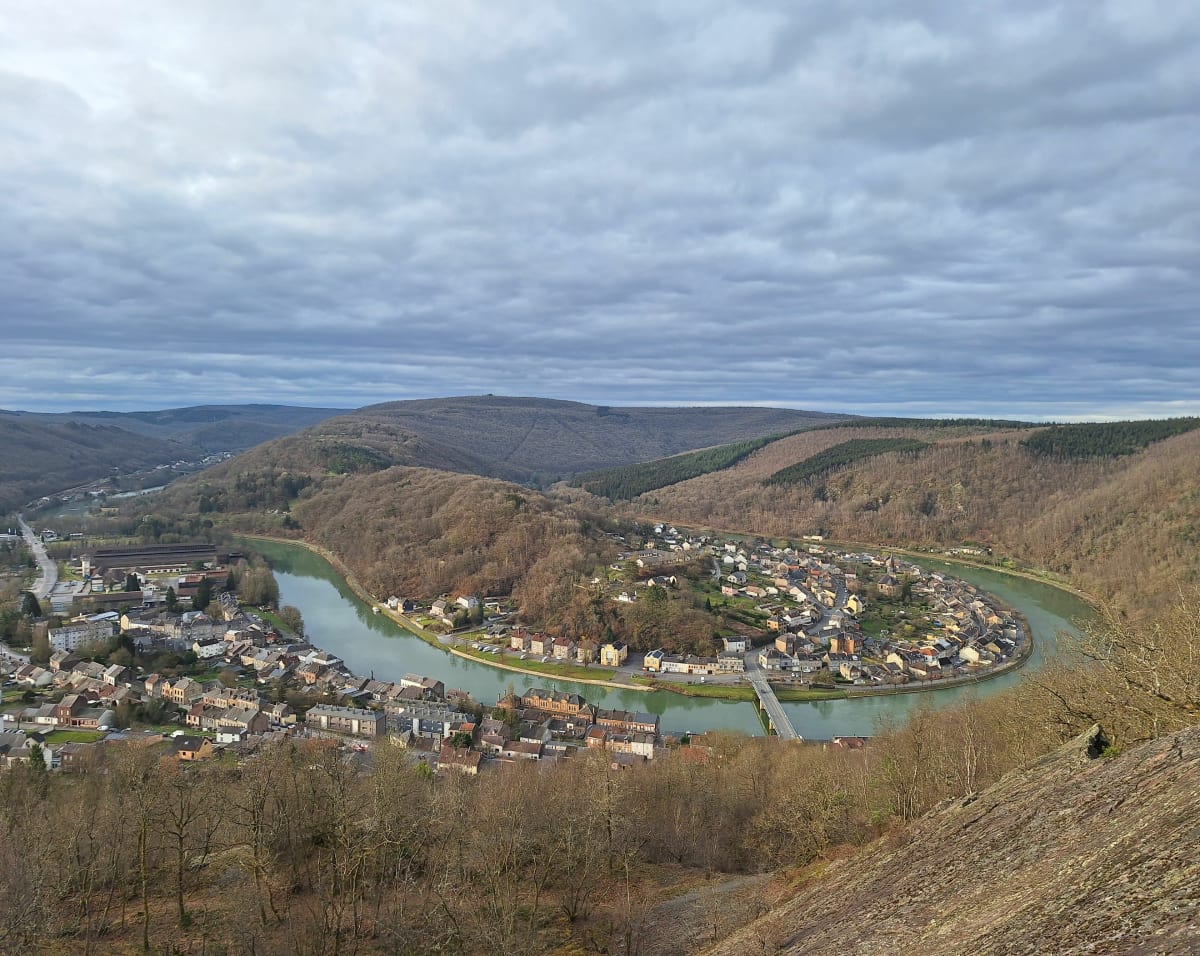 Des Ardennes: Randonnée au départ de Monthermé - Monthermé