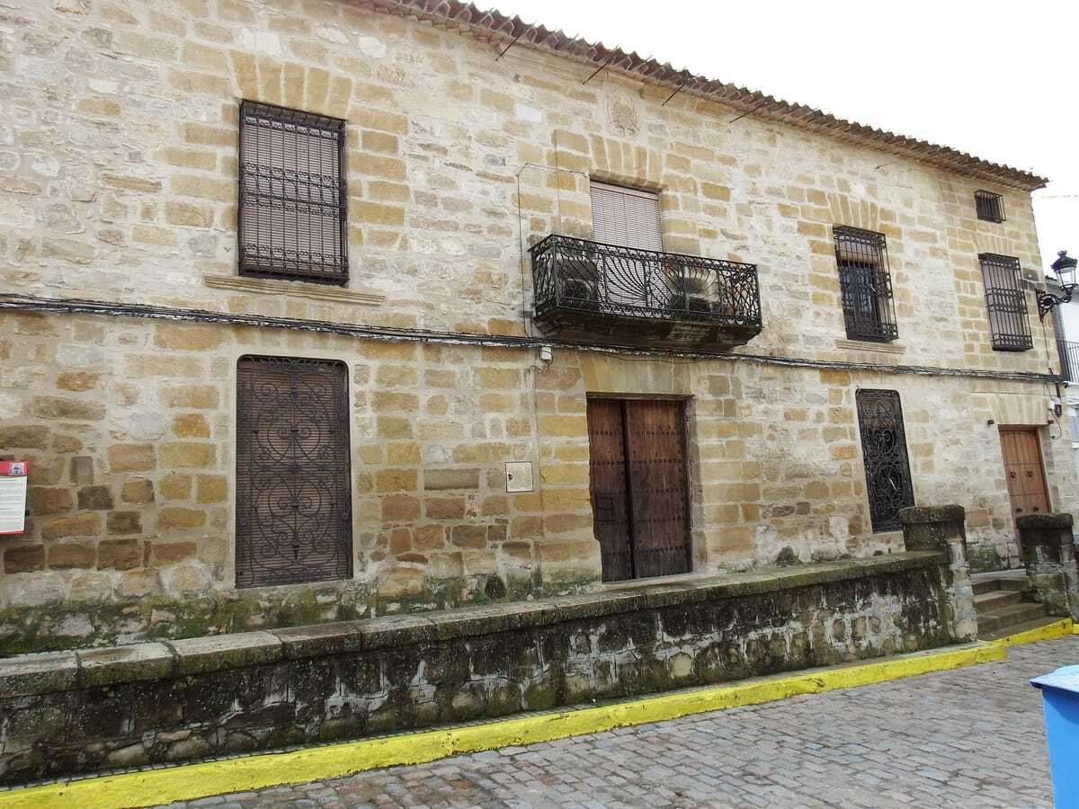 Randonnée à Baeza : Découvrez les sites historiques au départ du cimetière - Baeza