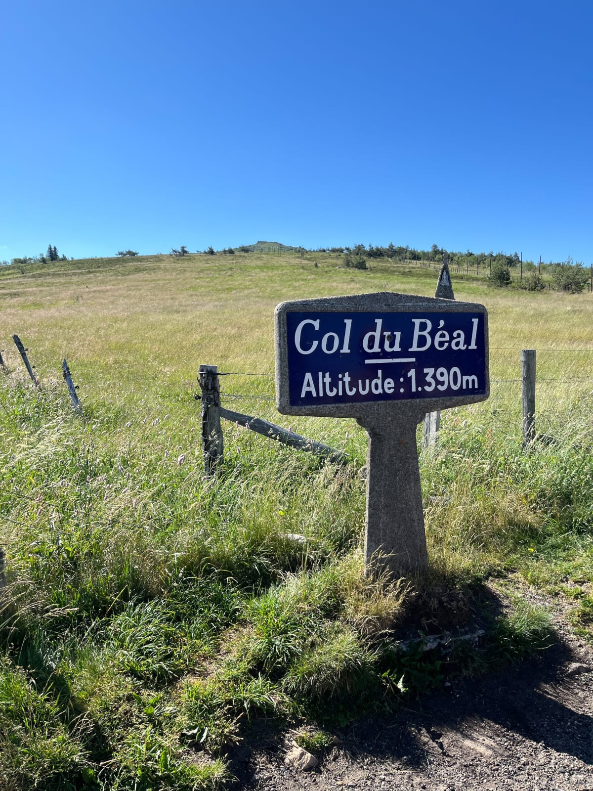 La montée des radars depuis Trelins - Trelins