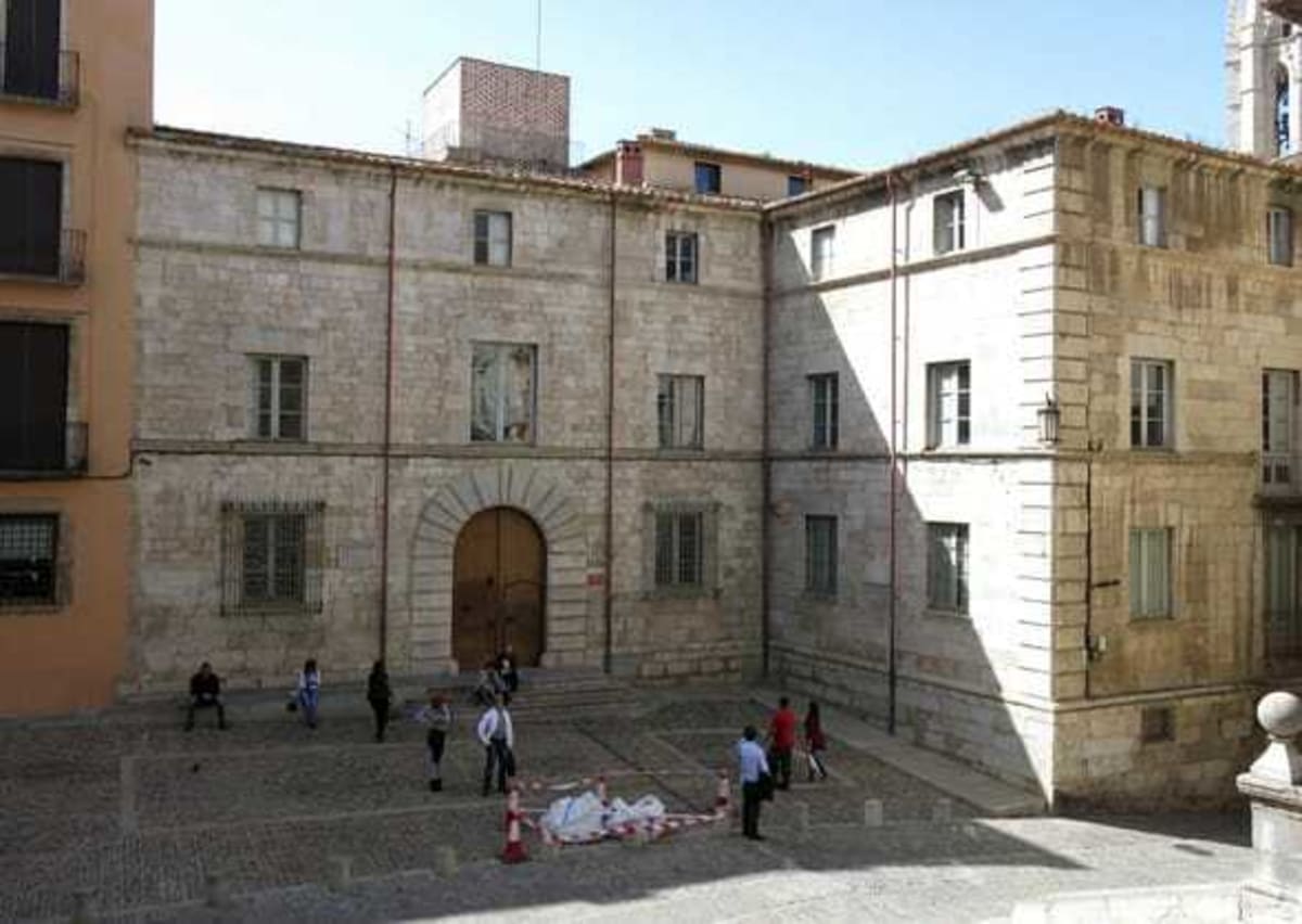 Randonnée à Girona: Découverte de la Nature et du Patrimoine Catalan - Girona