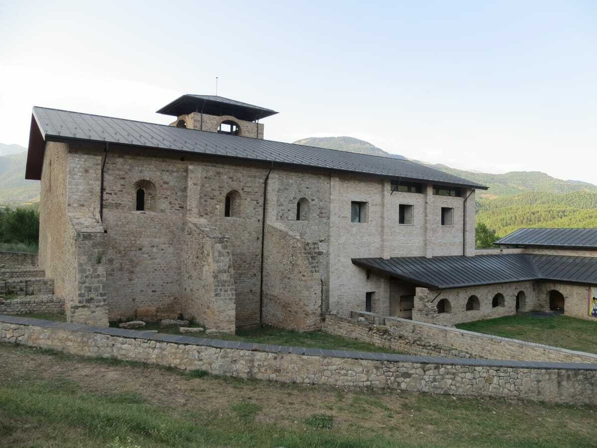 Randonnée au départ de Camp de Sallent, à la découverte de Bagà et ses environs - Bagà