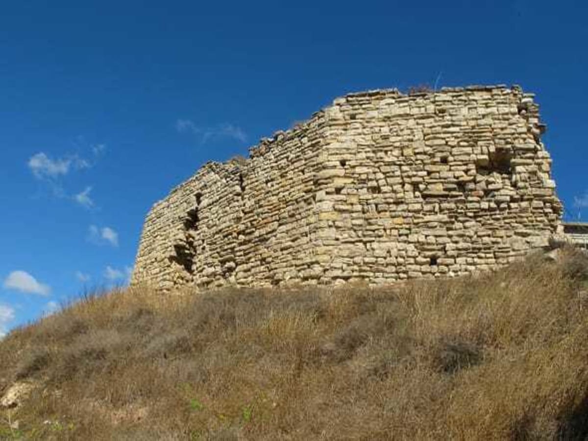 Randonnée au Turó de Sant Sebastià et découverte des châteaux de Calaf - Calaf