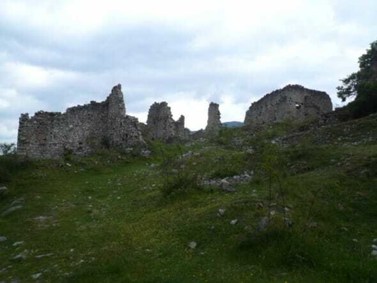 Randonnée à Gósol : Font Terrers, Roca de les Espases et Castell - Gósol