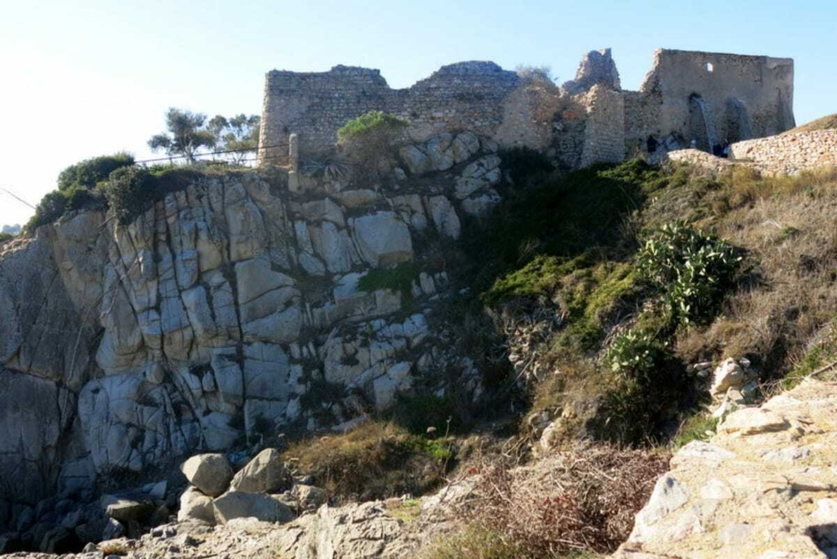 Randonnée à Palamós : Exploration Nature et Histoire au Départ de Sant Joan - Palamós