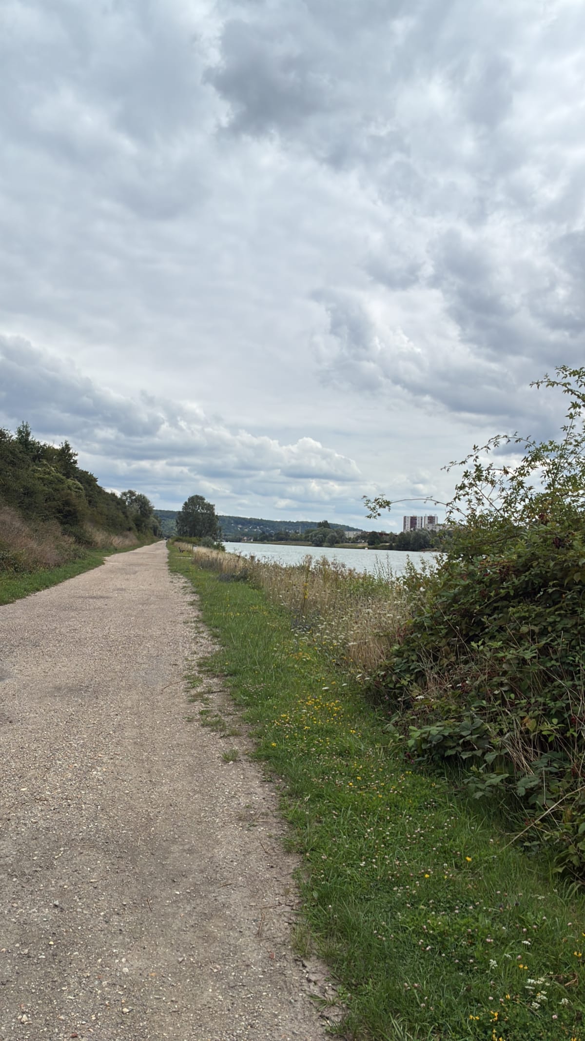 Butte verte , bassin d’aviron - Mantes-la-Jolie