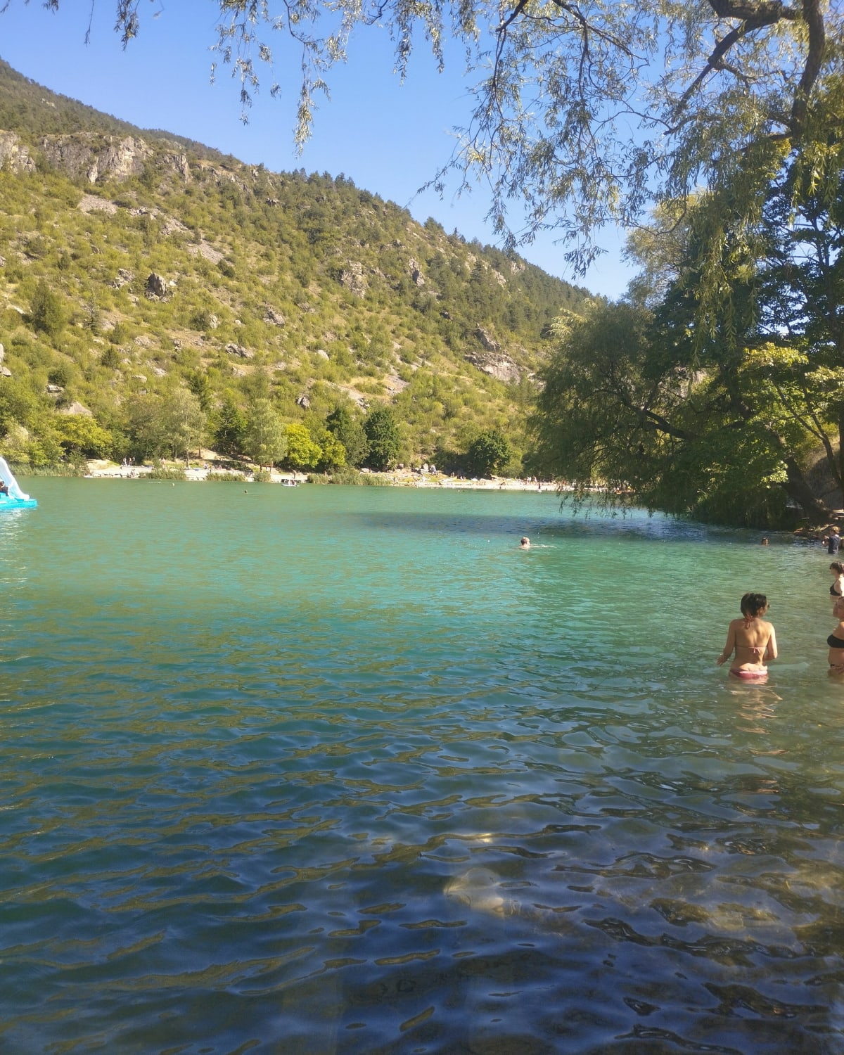 Petite balade familiale autour du lac Roche de Rame - La Roche-de-Rame