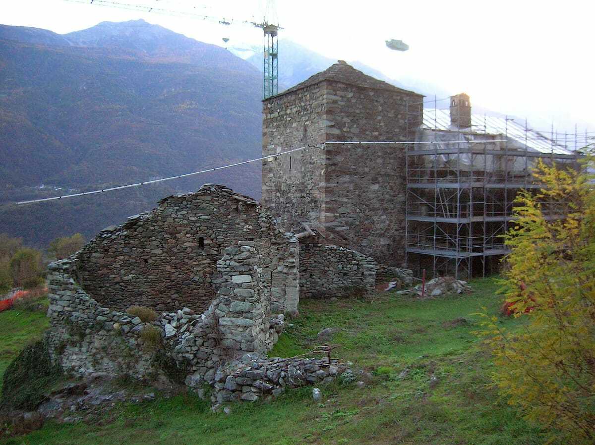 Randonnée à Saint-Vincent : Exploration de la Valle d'Aosta depuis Clapeon - Saint-Vincent