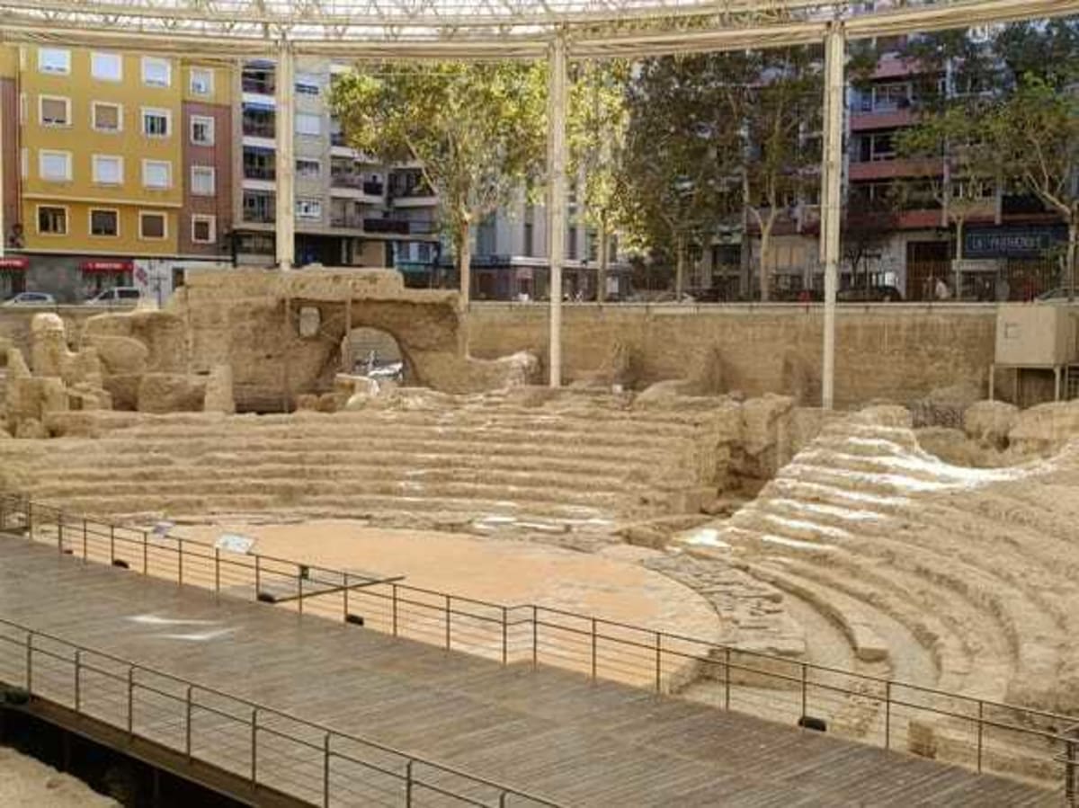 Randonnée urbaine à Zaragoza, Aragon : Itinéraire culturel et historique - Zaragoza