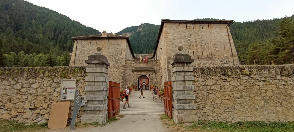 Boucle des trois forts et cascade autour d'Avrieux - Avrieux