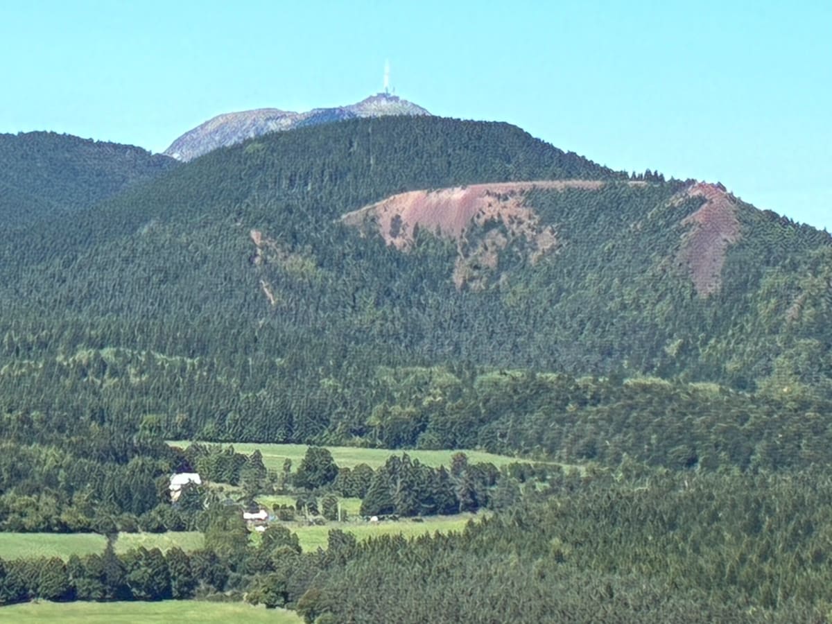 Puy de Combegrasse et Narse d'Espinasse - Martine