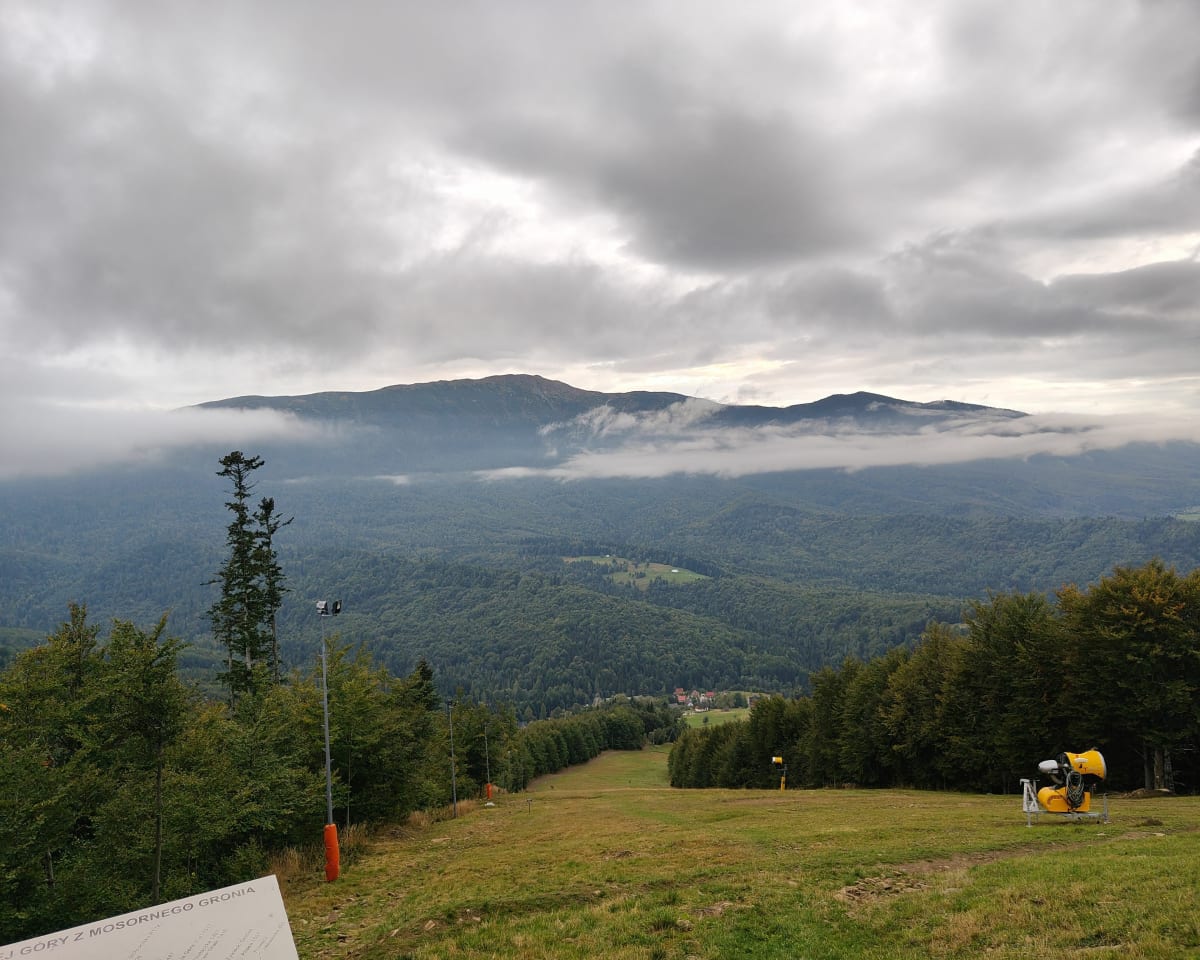 Beskid Żywiecki Polica przez Mosorny Groń i Hala Krupowa - Anna