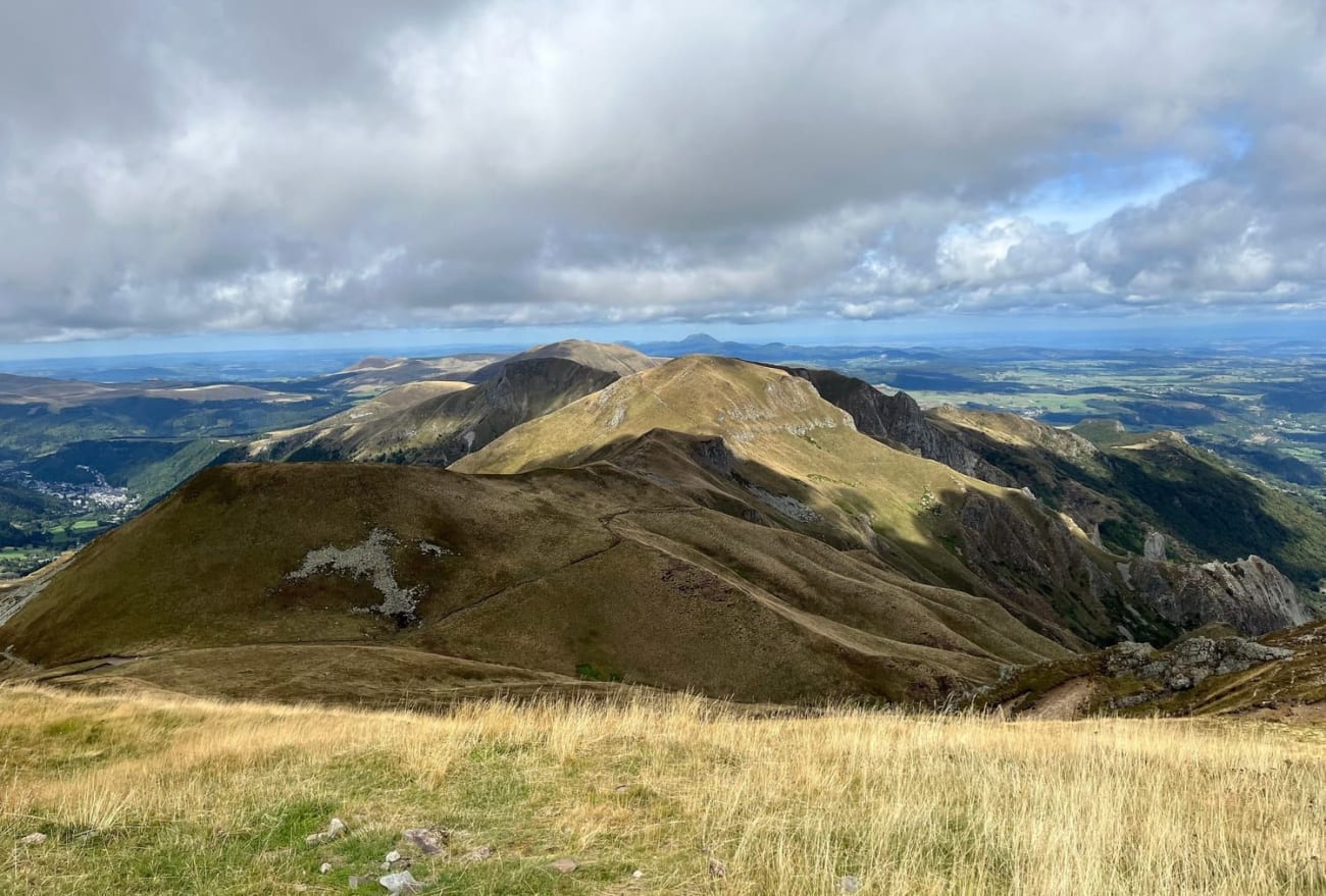 Les hauteurs de la vallée de Chaudefour par le chemin des crêtes