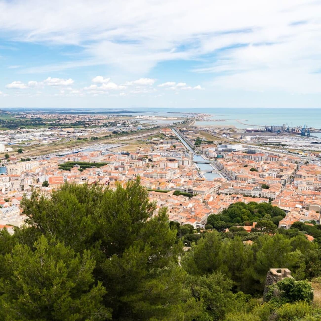 Mont Saint-Clair à pied : vue sur Sète depuis la panoramique
