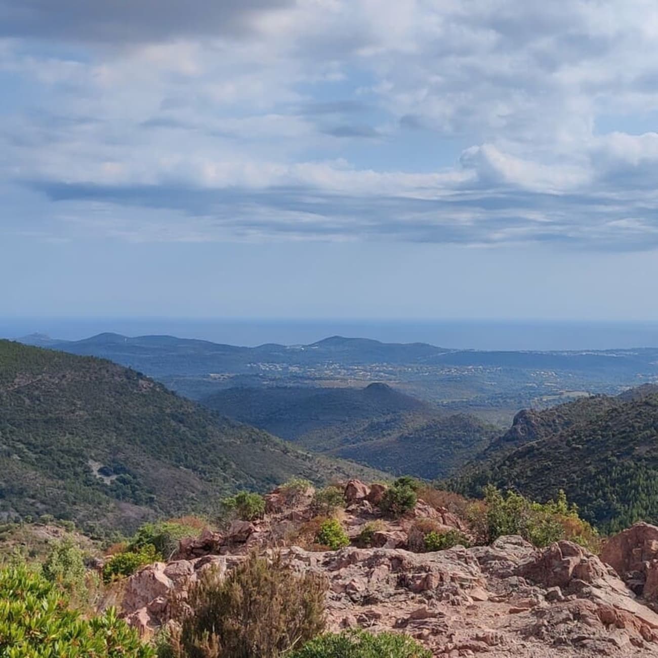 Randonnée mont Vinaigre : panorama depuis le sommet du mont Vinaigre