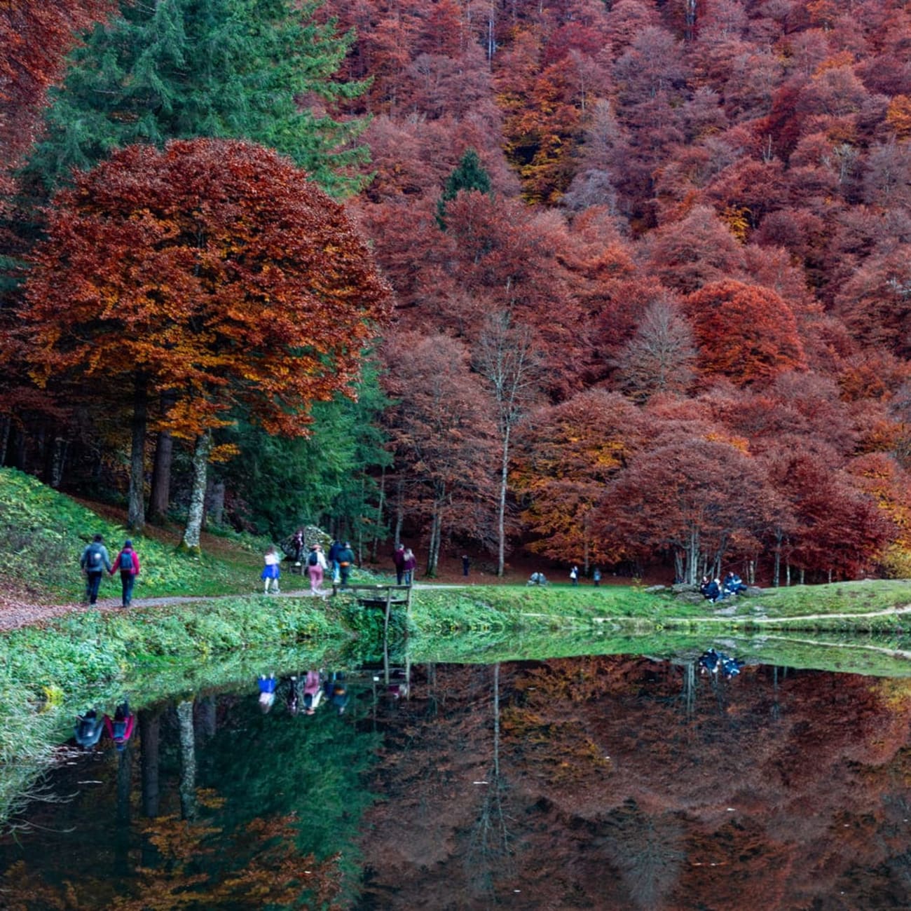 Le lac Bethmale en automne