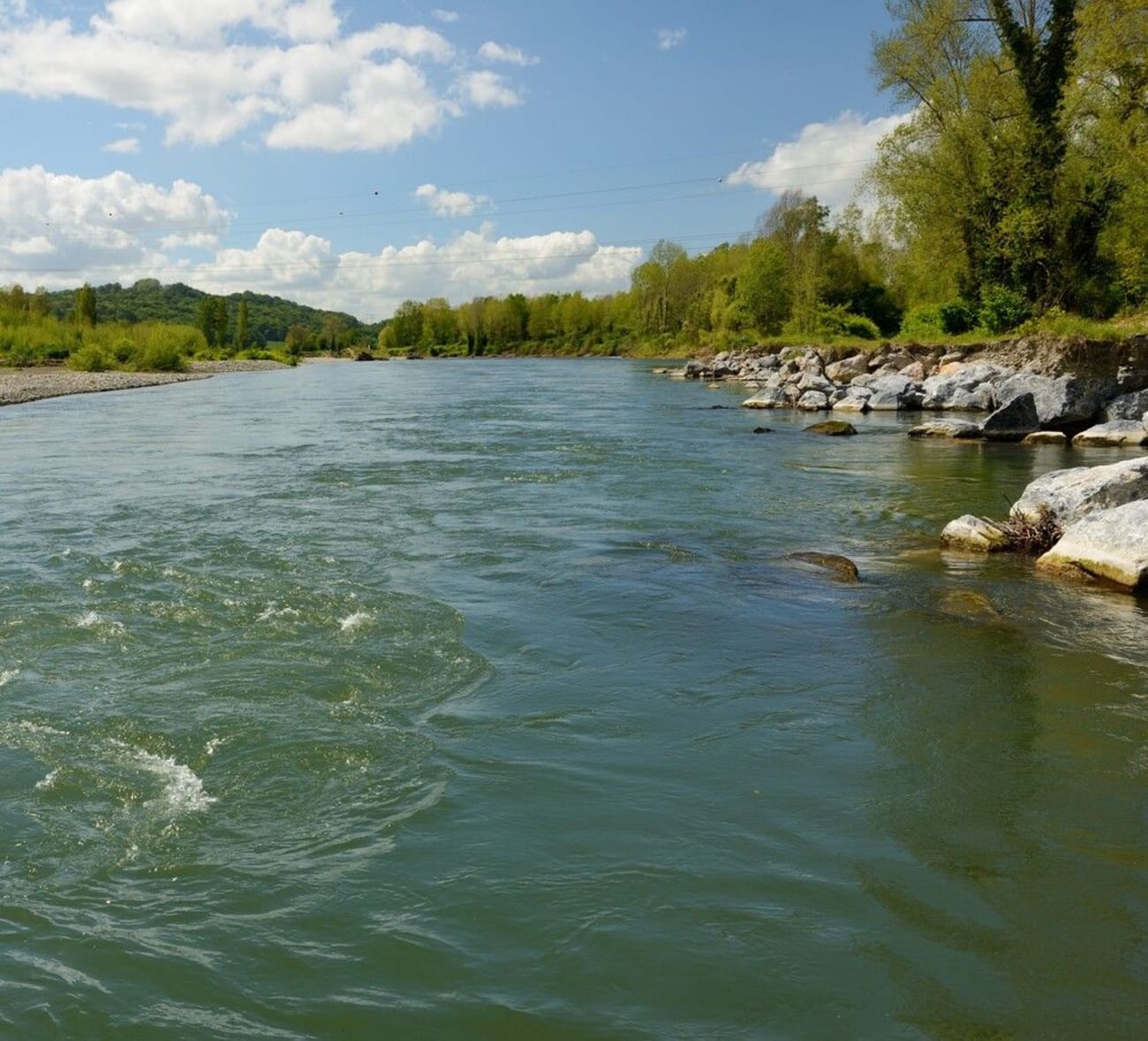 Randonnée à Pau : photo du gave qui borde la ville.