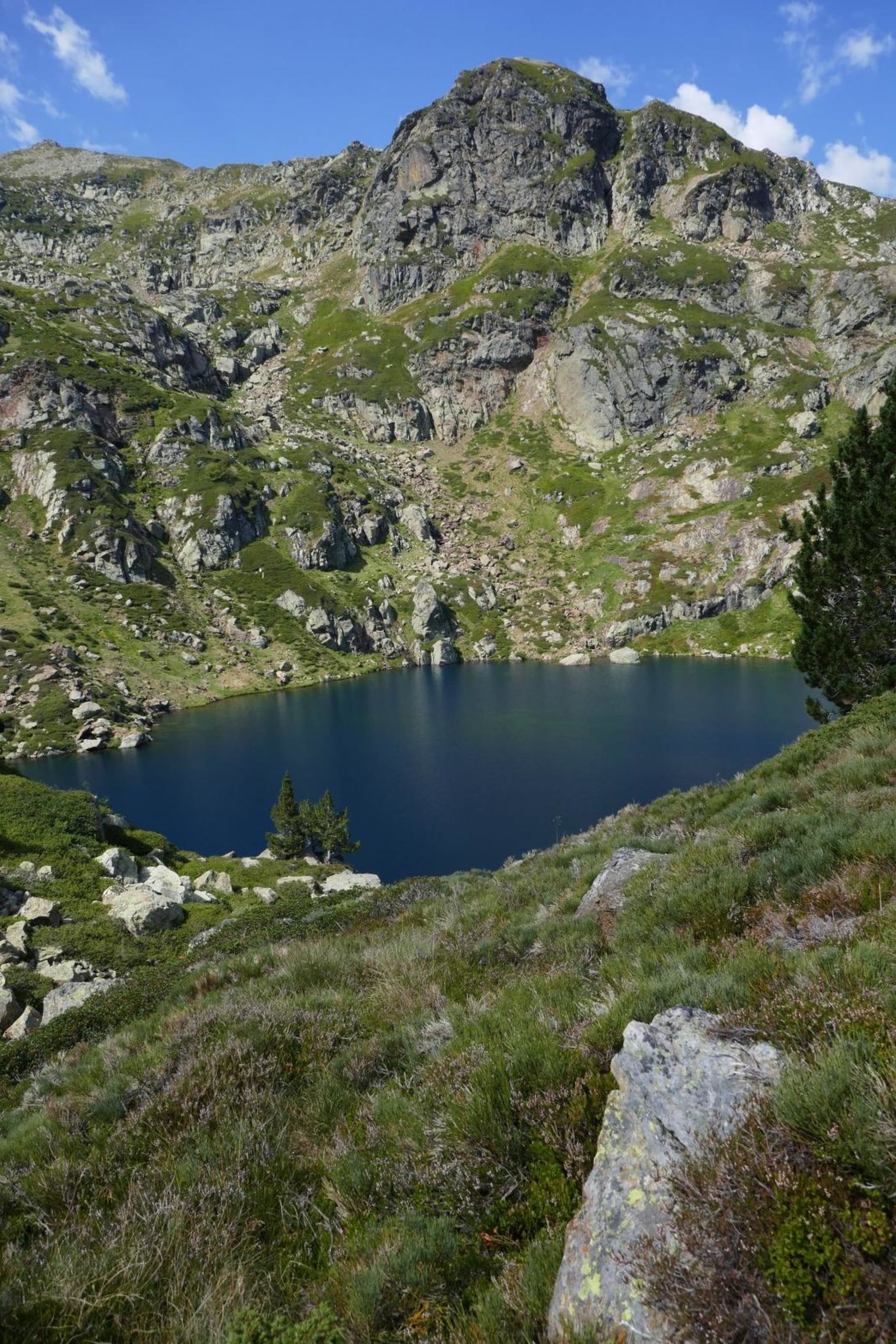 Randonnée Montferrier - Pic de Saint Barthélémy en Ariège et son lac du Diable