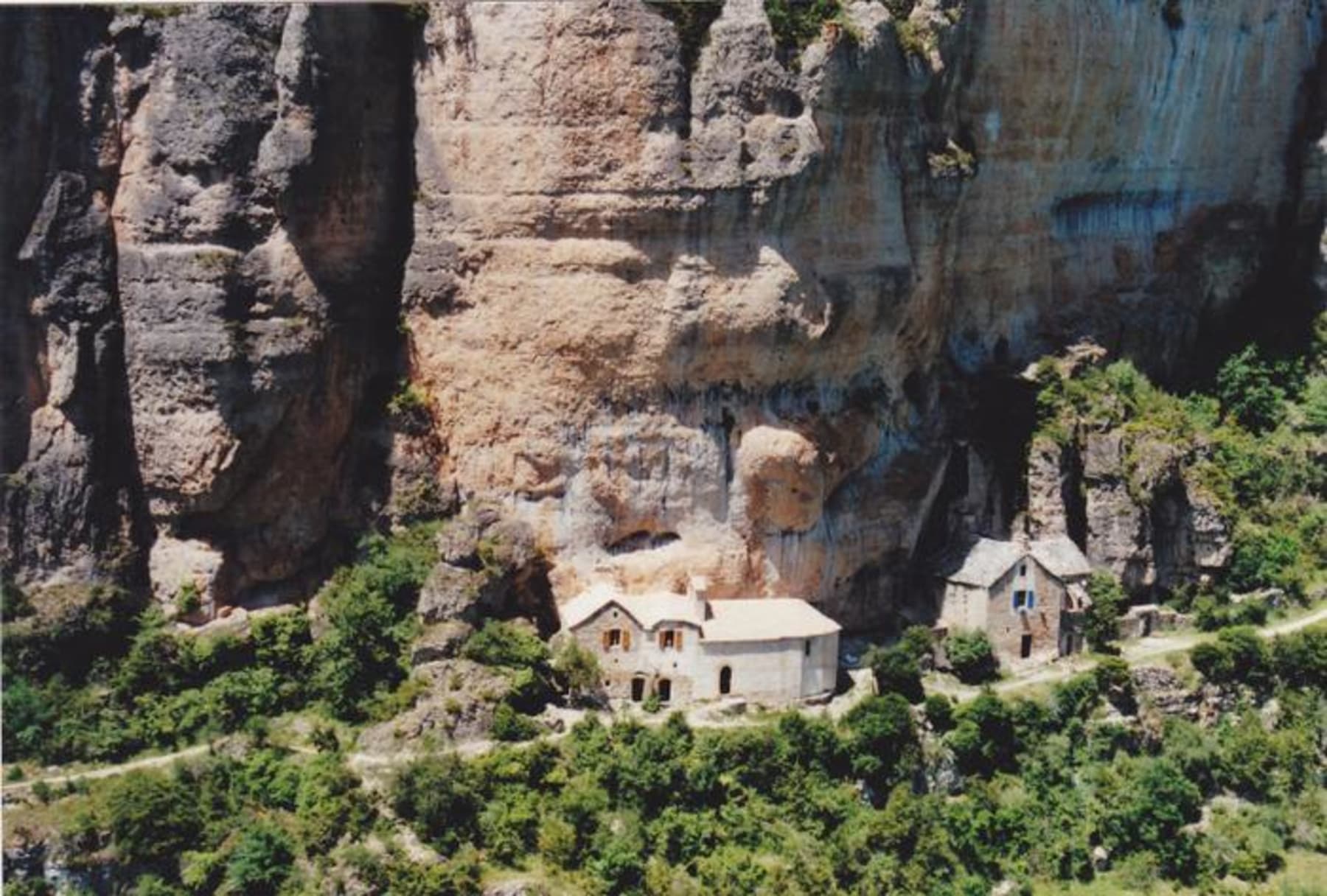 Randonnée Mostuéjouls - Saint-Marcellin, son cirque et son hameau troglodytique