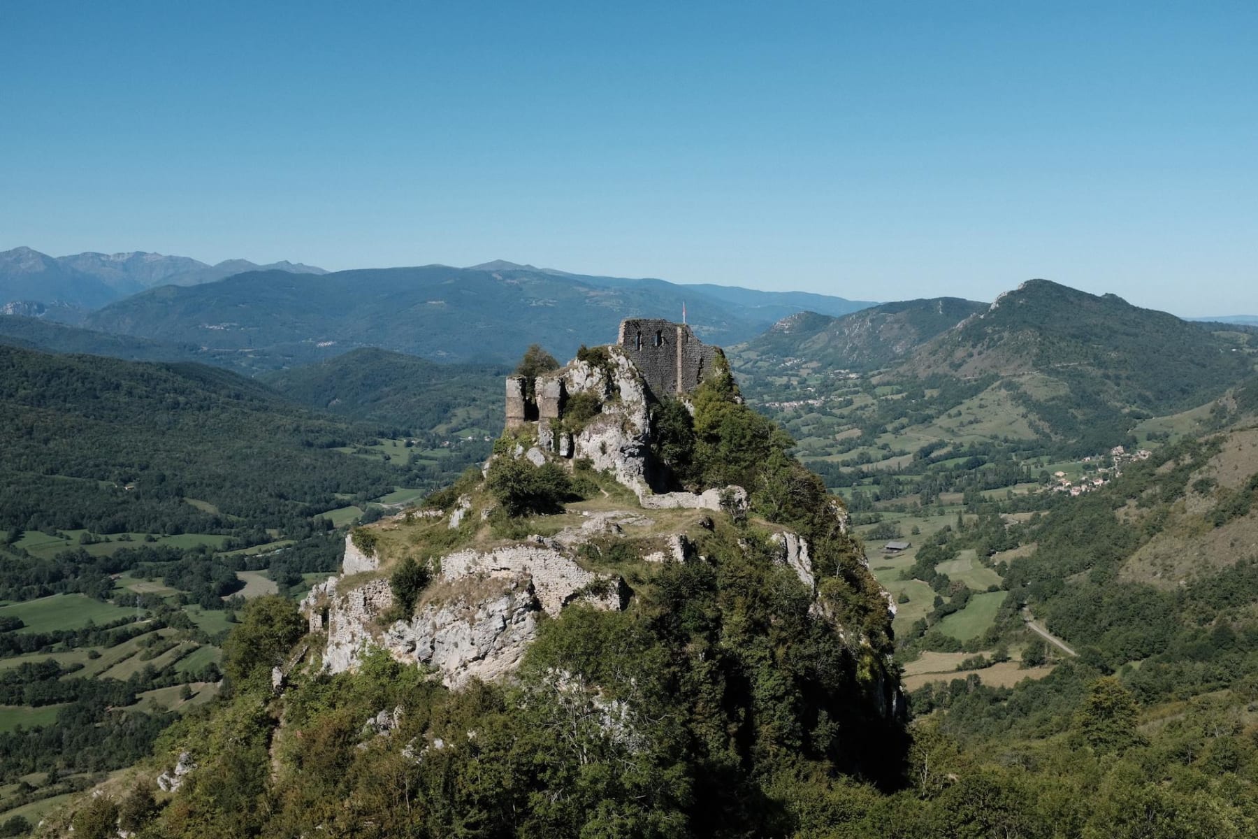 Randonnée Roquefixade - Château de Roquefixade et grotte de Coulzonne