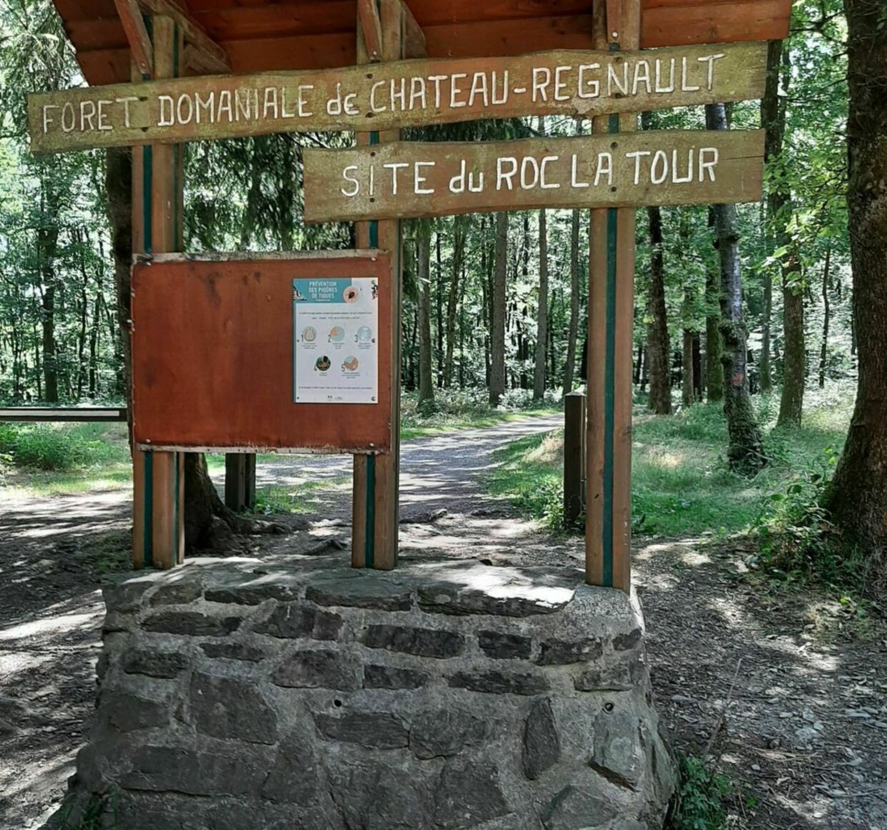 Randonnée Bogny-sur-Meuse - Chemin des points de vue et forêt de Château-Regnault