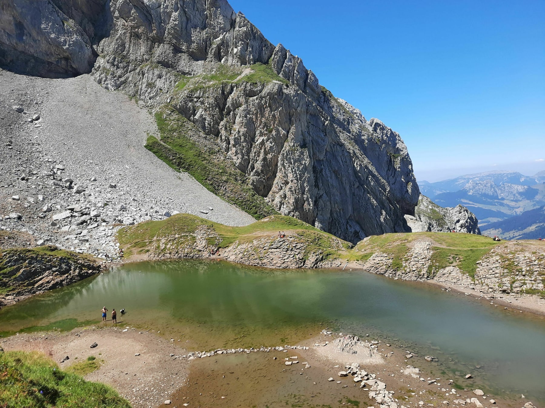 Randonnée La Clusaz - Au cœur des Aravis, le lac de Tardevant