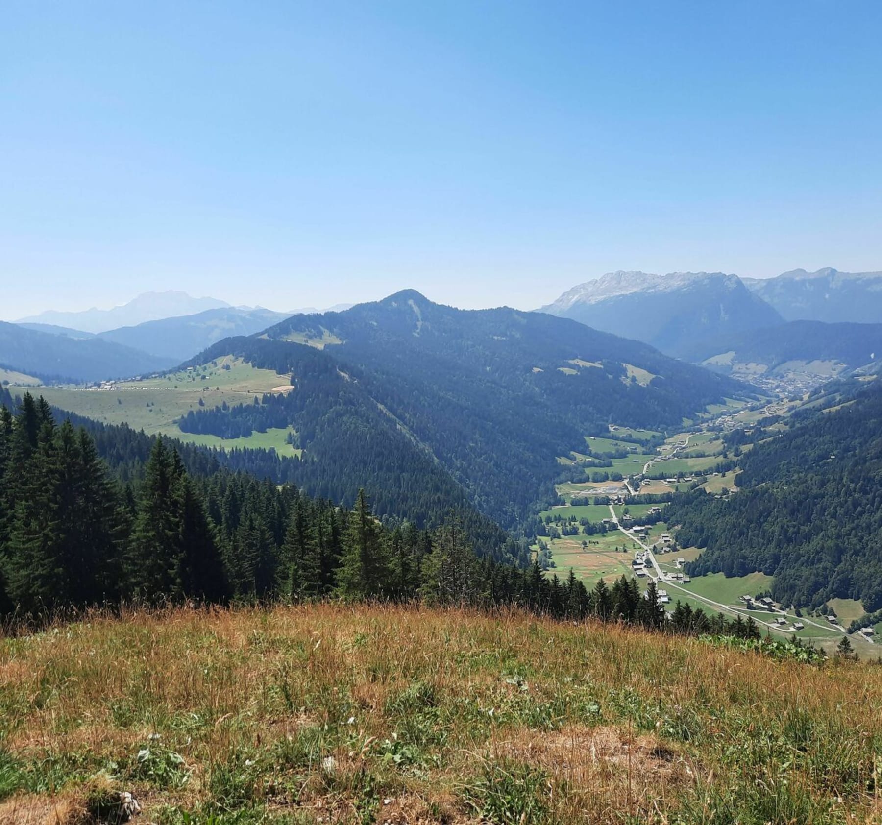 Randonnée La Clusaz - Au cœur des Aravis, le lac de Tardevant