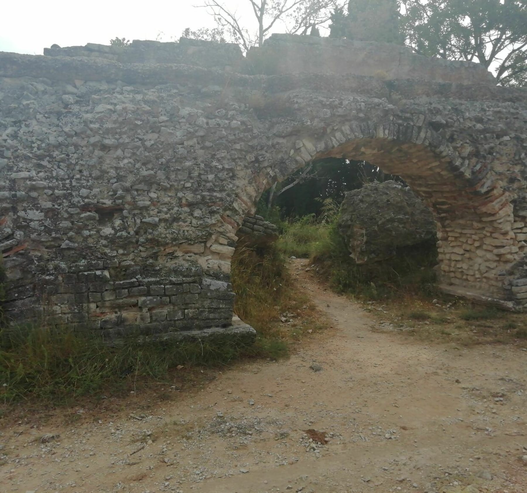 Randonnée Fontvieille - Aqueduc Romain de Barbegal