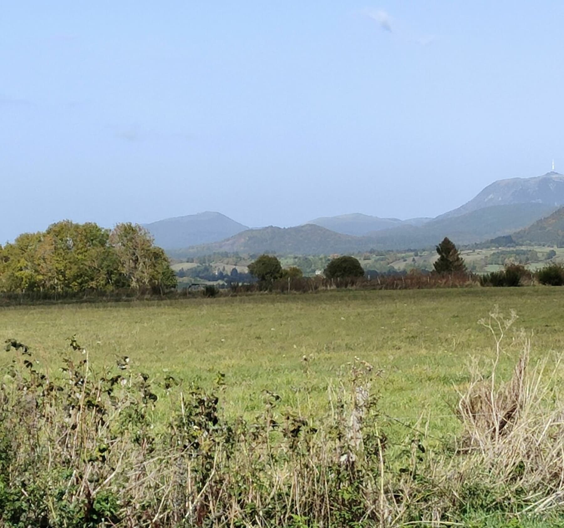 Randonnée Aydat - Puy de Combegrasse et Narse d'Espinasse