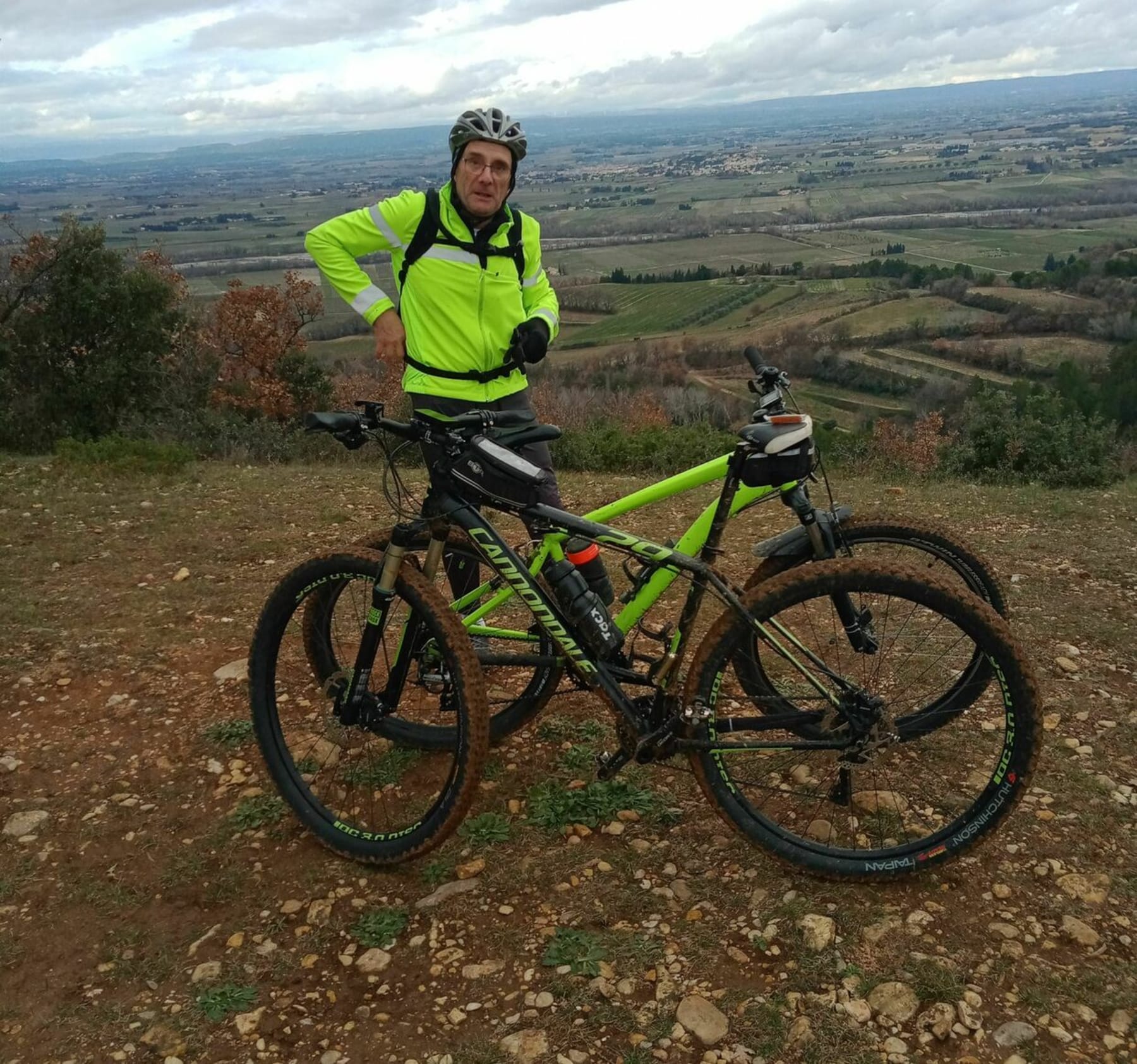 Randonnée Rasteau - Jolie sortie dans les Bois de Rasteau à Saint-Roman-de-Malegarde à VTT