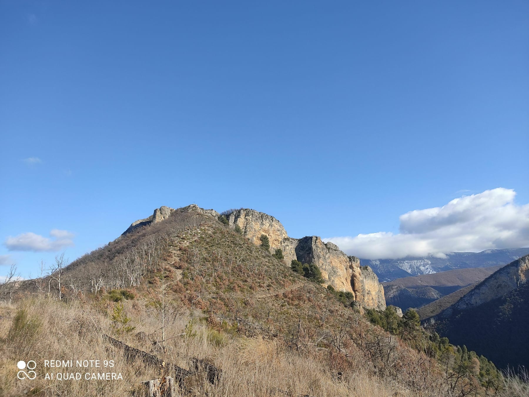 Randonnée Digne-les-Bains - Rocher de Neuf Heures depuis Dignes