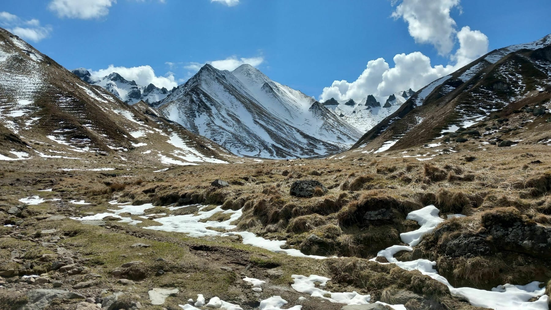 Randonnée Mont-Dore - Le Capucin - les Puys de Cliergue et du Redon - Val de Courre