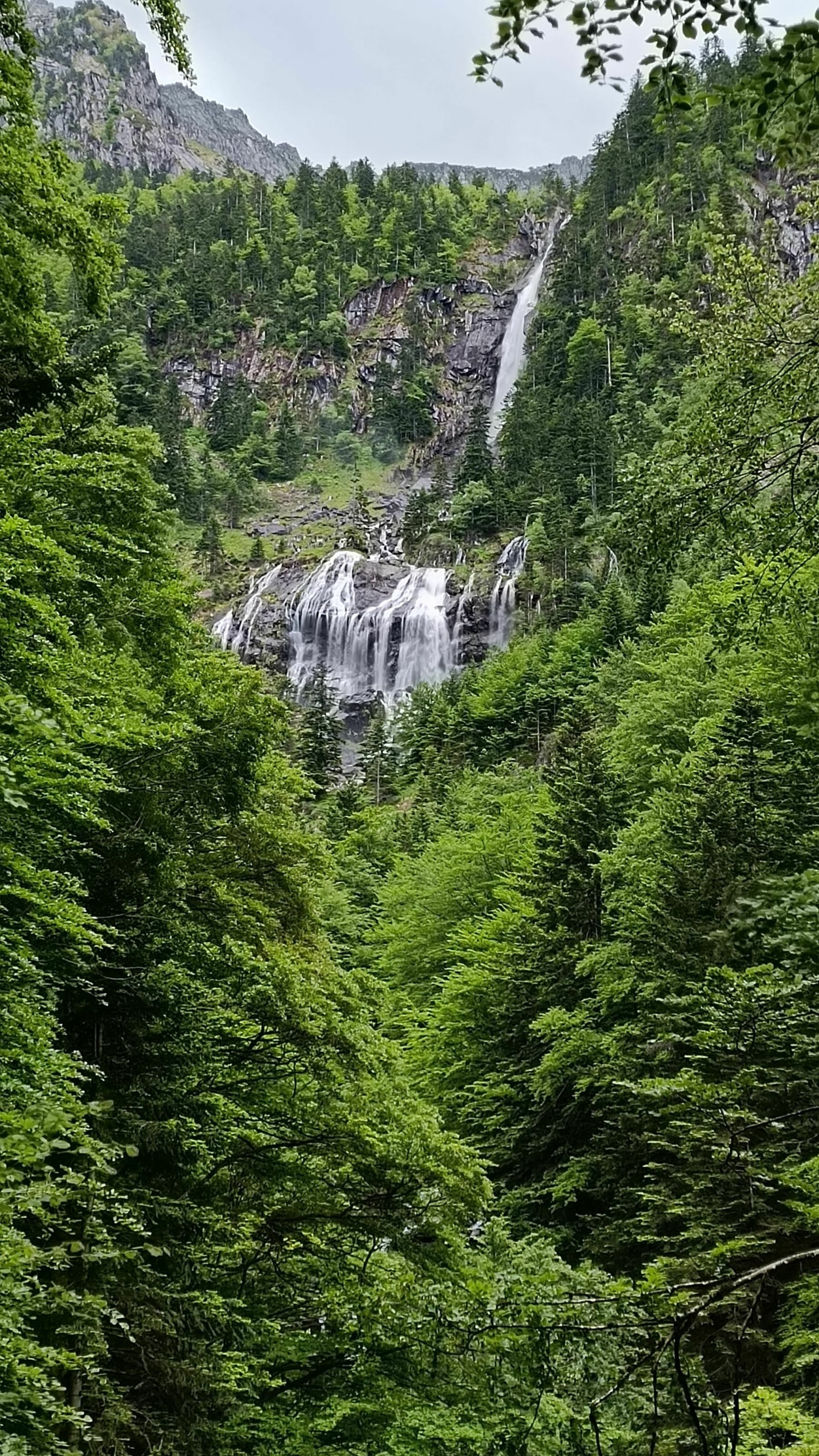 Randonnée Aulus-les-Bains - Cascade d'Ars et retour par l'étang de Guzet