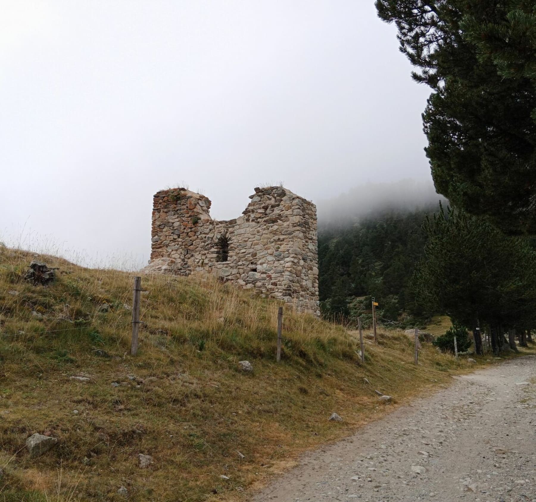 Randonnée Les Angles - Du Soula aux ruines des Iglesieta de Vallsera