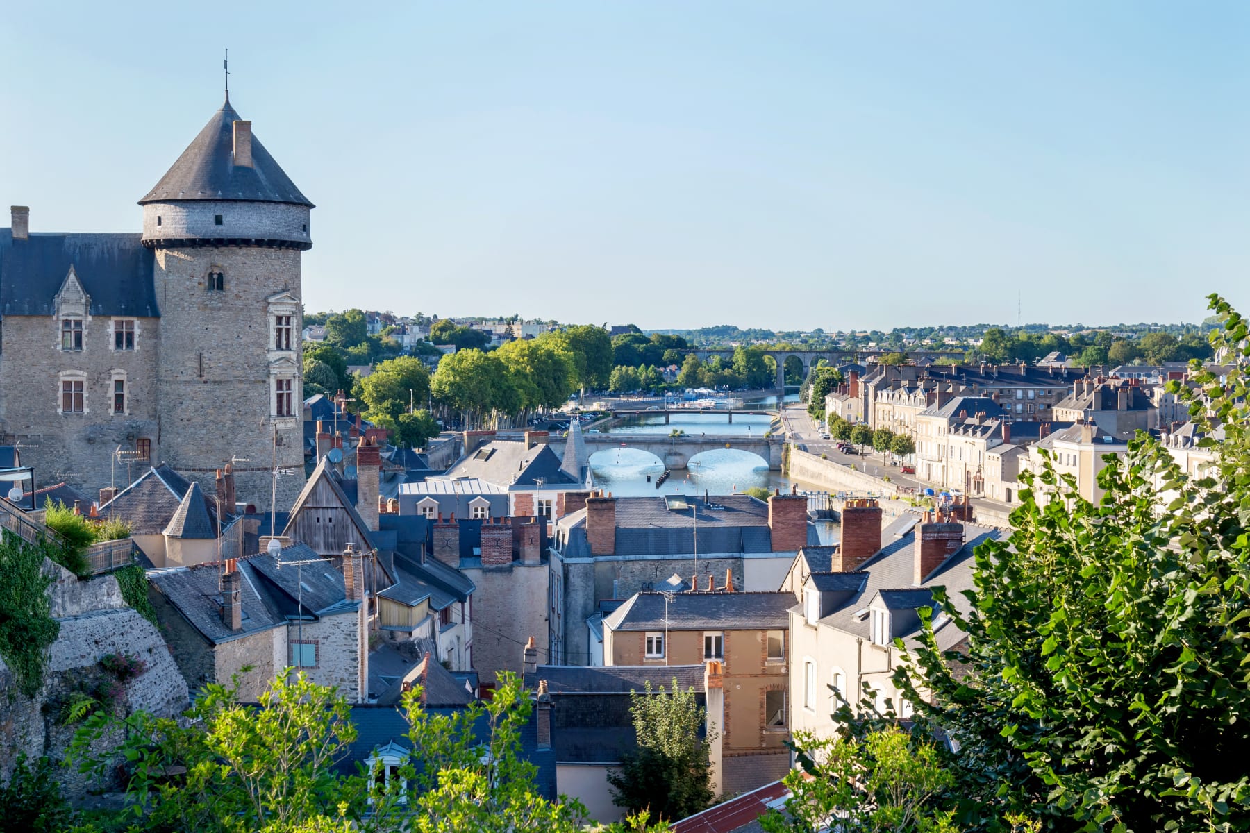 Randonnée Mayenne - La Vallée de la Mayenne à vélo, Mayenne à Laval (Jour 1)