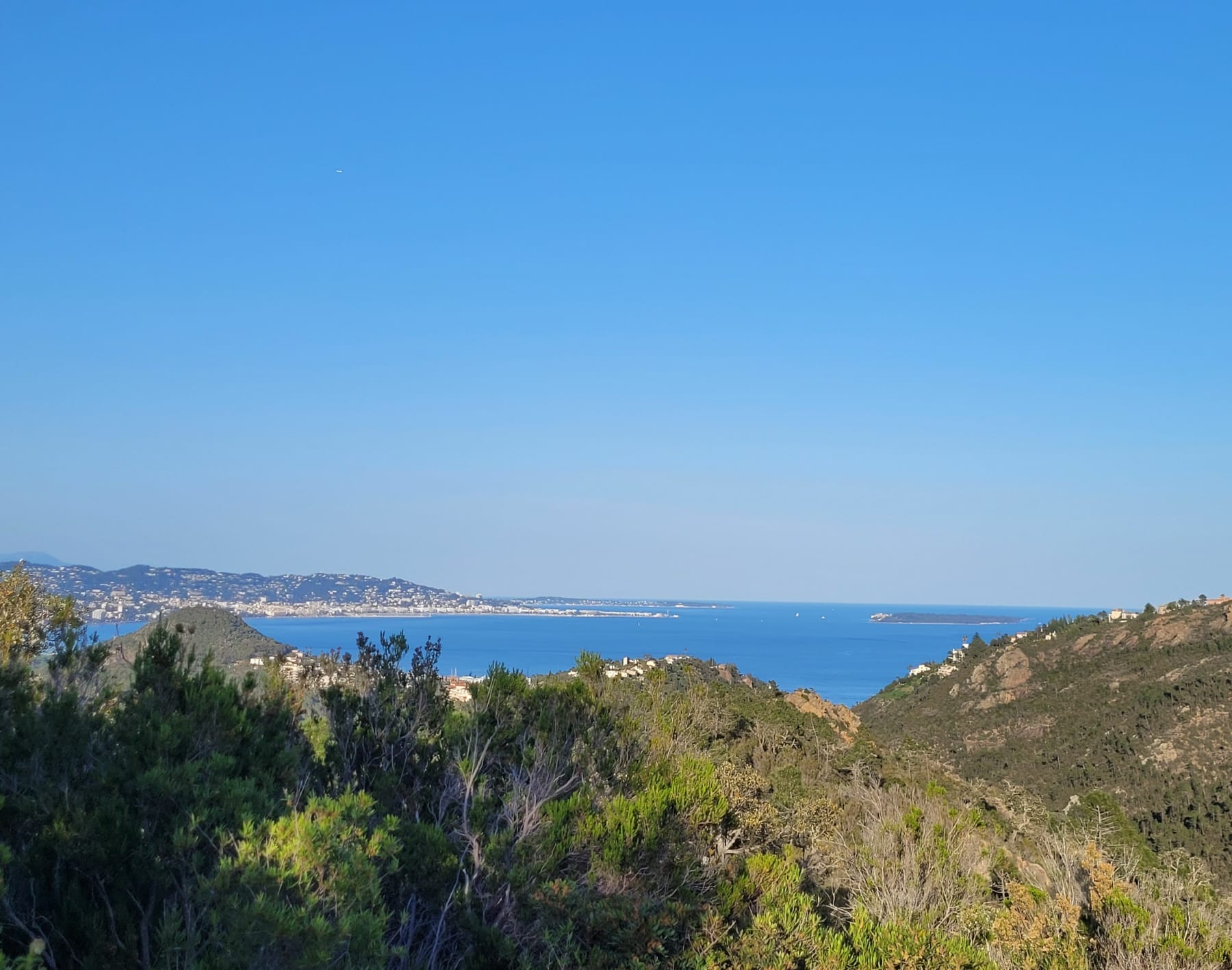 Randonnée Théoule-sur-Mer - Pont Sarrasin et San Peyre via le Roc Rouge depuis la Rague