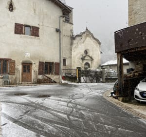 Balade dans le village pittoresque de Cognin-les-Gorges - Decathlon - 3