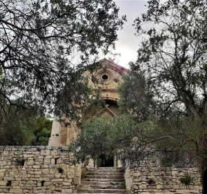 Au cœur des Alpilles par Saint-Gabriel et le vallon de la Lèque - Fontvieille - 2