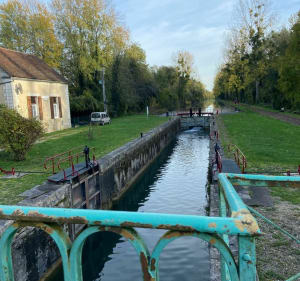 Le canal de Bourgogne autour de Saint Florentin à Vélo - Neuvy-Sautour - 2