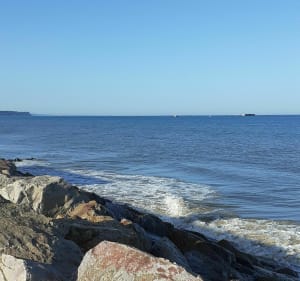 Sur le sable de la Gold Beach - Decathlon - 3