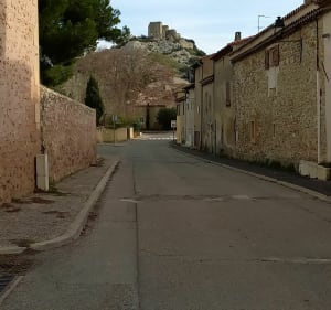 La boucle par la Tour de Guet d'Aureille - Aureille - 2