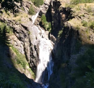 Lac Fangeas en redescendant par le village de Dormilliouse - Freissinières - 2