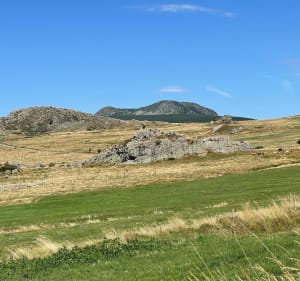 Grande boucle autour du Mézenc, par Chaulet, Boutières, Peccata et l'Alambre - Les Estables - 2