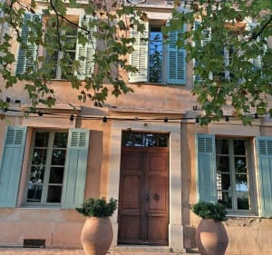 Au cœur du vignoble des Demoiselles et le Rocher Rouge - La Motte - 2