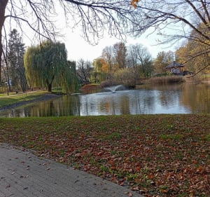 Spacer przez centrum, ładny park oraz malowniczą aleję - Lukasz - 2