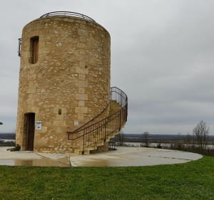 Saint André de Cubzac, ses Châteaux et son moulin - Saint-André-de-Cubzac - 2