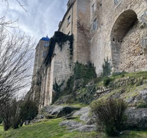 Entre les rives de la seudre et les remparts du donjon - Pons - 2