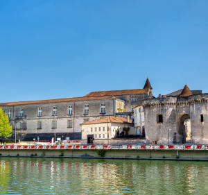 Vallée de la Charente à vélo, Châteauneuf-sur-Charente à Cognac (Jour 5) - Châteauneuf-sur-Charente - 2