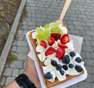 Z Kempingu Łączka w Gleźnowie do Dąbek na plażę i gofra - Gleźnowo - 3