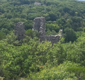 Vogüé gare / château de Vogüé par Les Chases - Vogüé - 2