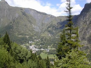 Fraîcheur du lac de la Muzelle et jouer à saute-mouton - Les Deux Alpes, Vénosc - 3
